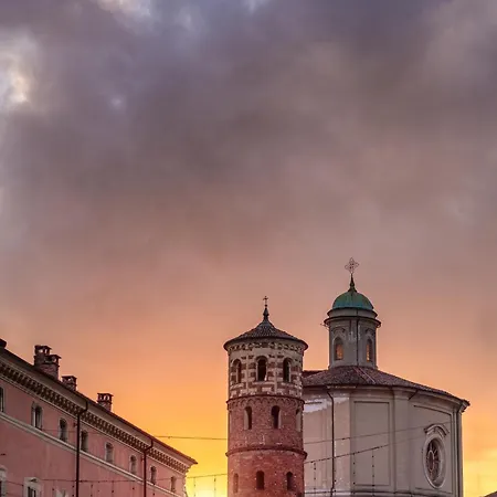 Il Giardino Segreto - Vista Torre Rossa, Centro Asti, No Ztl Apartman *
